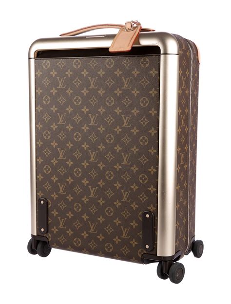 louis vuitton valigie tipo di legno|Louis Vuitton rolling suitcase.